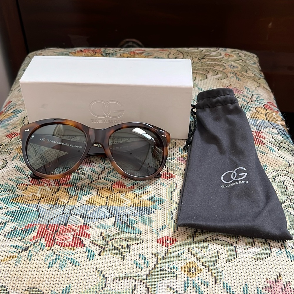 OLIVER GOLDSMITH MANHATTAN 1960 DARK TORTOISESHELL
